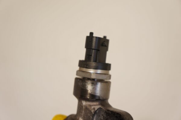 LISTWA WTRYSKOWA HYUNDAI KIA I30 II IX20 TUCSON 1,6 CRDI 0445214181