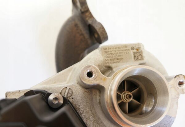 TURBOSPRĘŻARKA TURBO VW POLO FABIA SEAT IBIZA A3 1.4 TSI 04E145713N