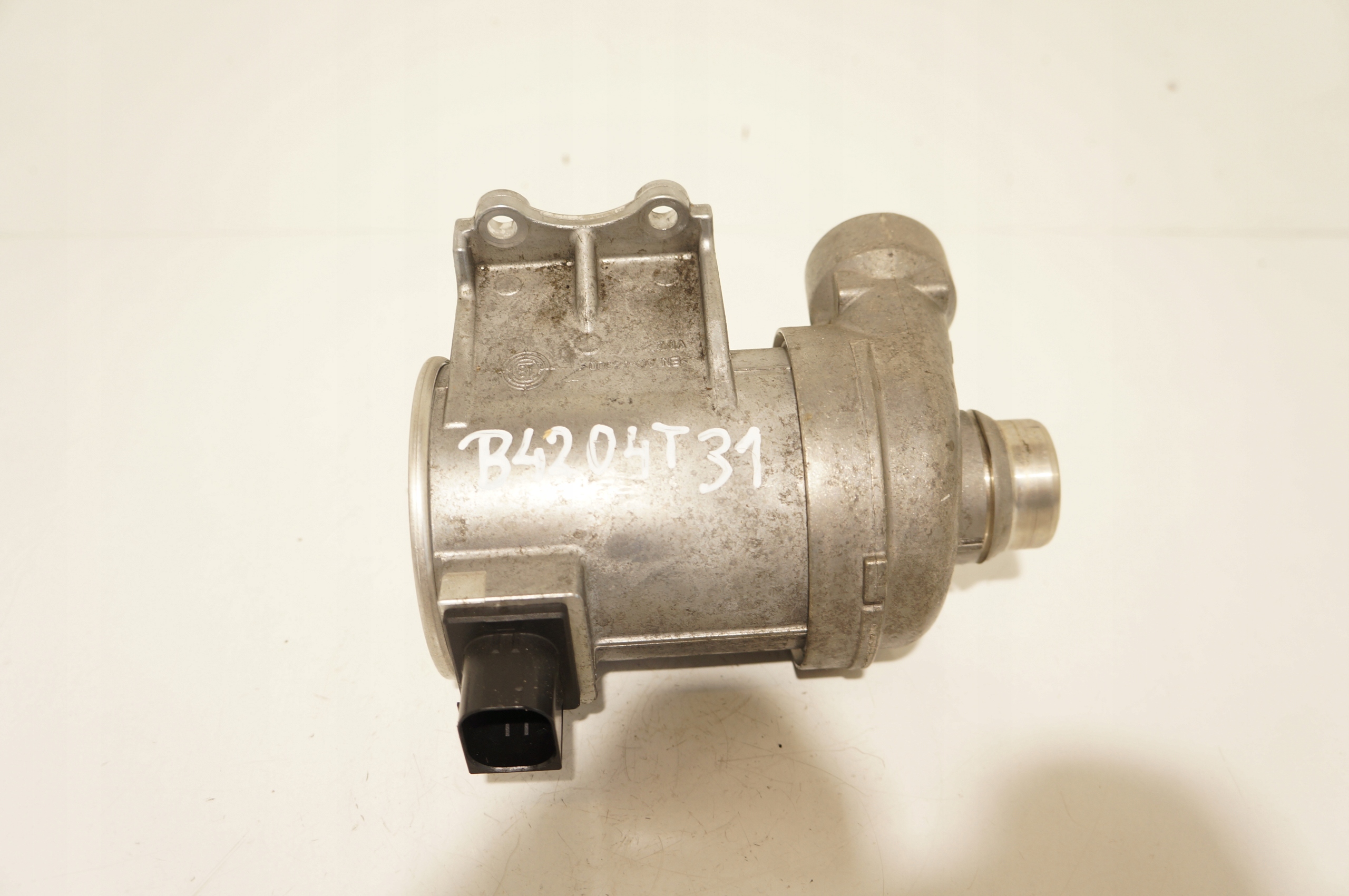 POMPA WODY VOLVO V90 XC40 S60 2.0T T4 31368715