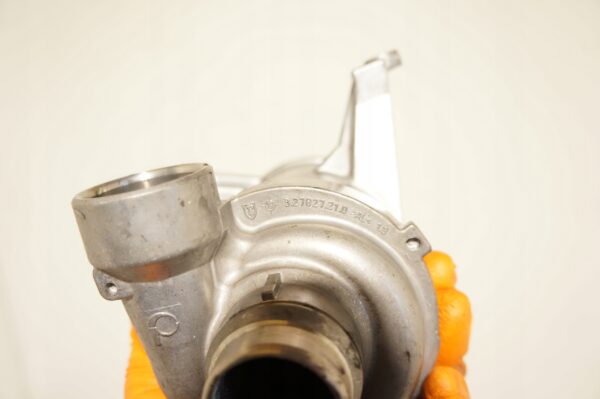 POMPA WODY VOLVO V90 XC40 S60 2.0T T4 31368715