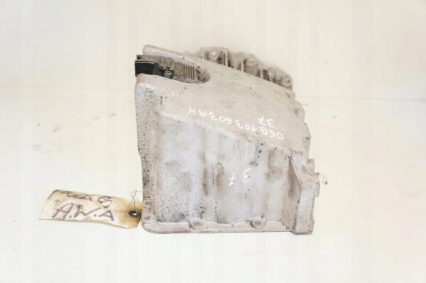 MISKA OLEJOWA AUDI A4 b6 2.0 06B103603AH