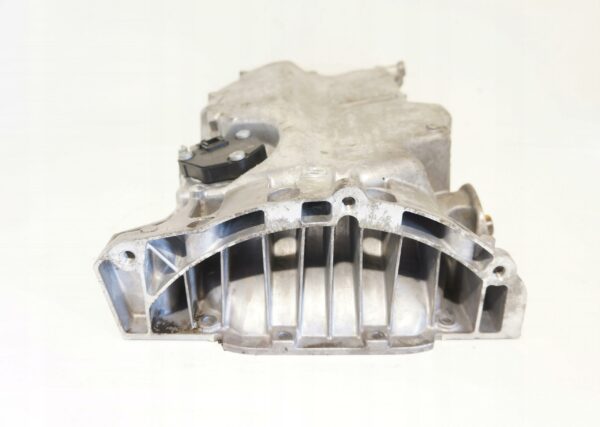 MISKA OLEJOWA VW GOLF vi 1.2 1.4 TSI 04E103603G