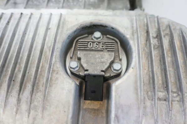 MISKA OLEJOWA AUDI A6 C6 2.4 3.2 06E103603C