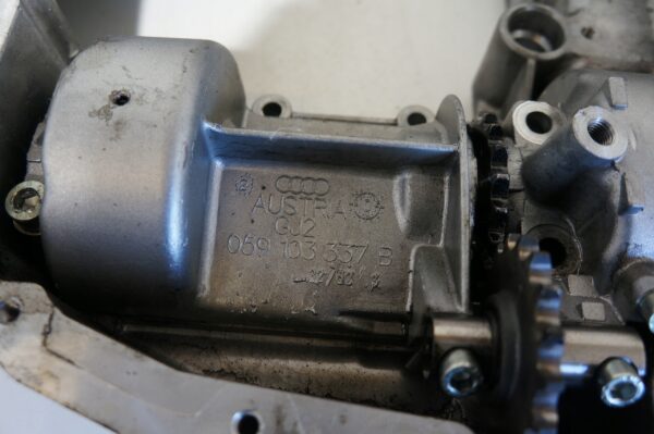 MISKA OLEJOWA AUDI A4 A6 A8 2.5 TDI 059103603M