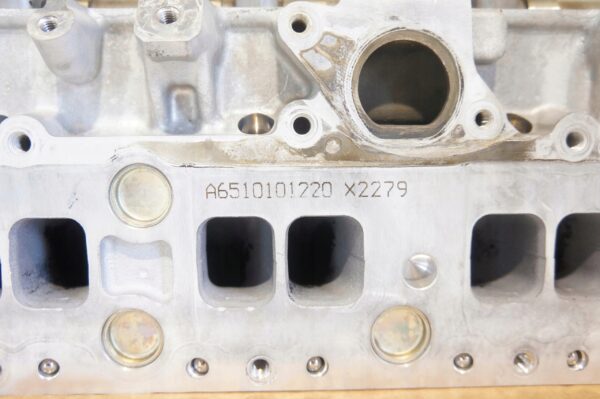 GŁOWICA SILNIKA MERCEDES w906 A6510101220 PLANOWANA