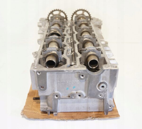 GŁOWICA SILNIKA MERCEDES w906 A6510101220 PLANOWANA