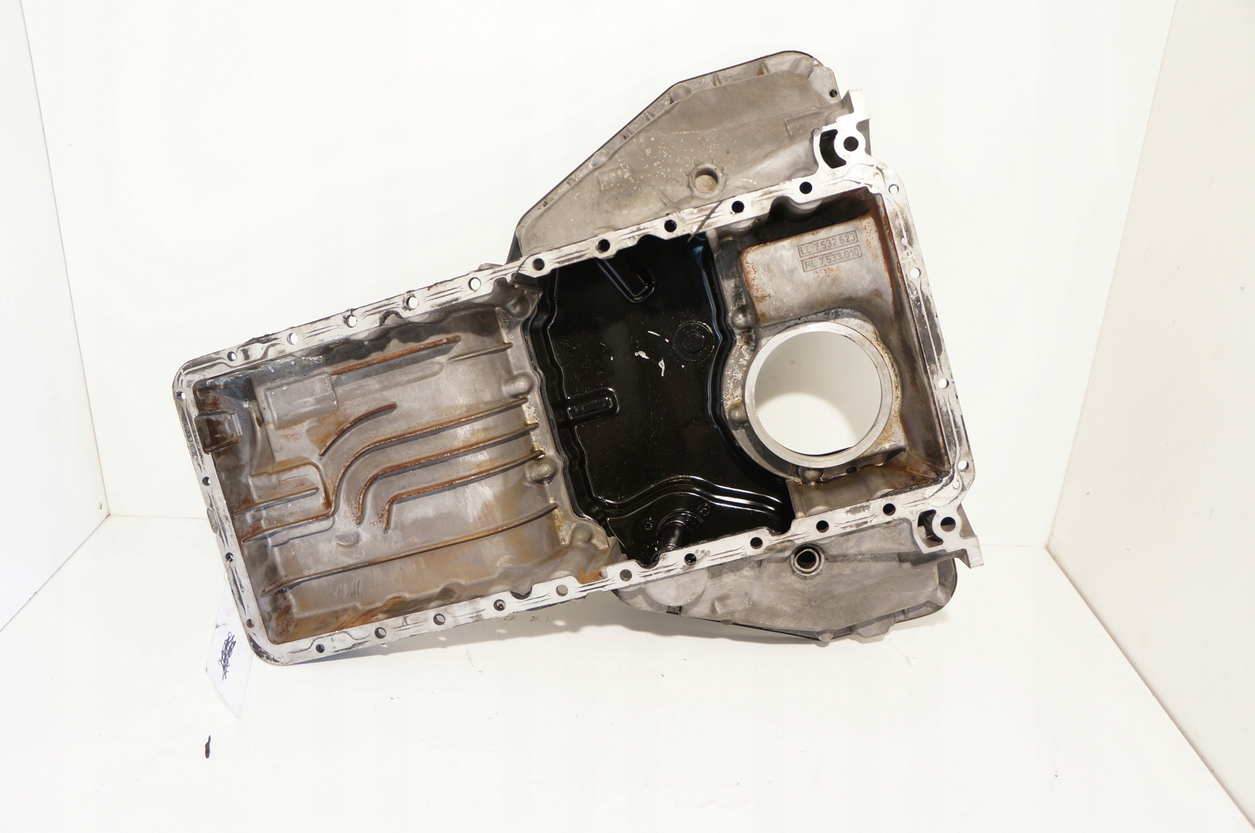 MISKA OLEJOWA BMW E60 4.0 4.4 7523701 7509724 7506689