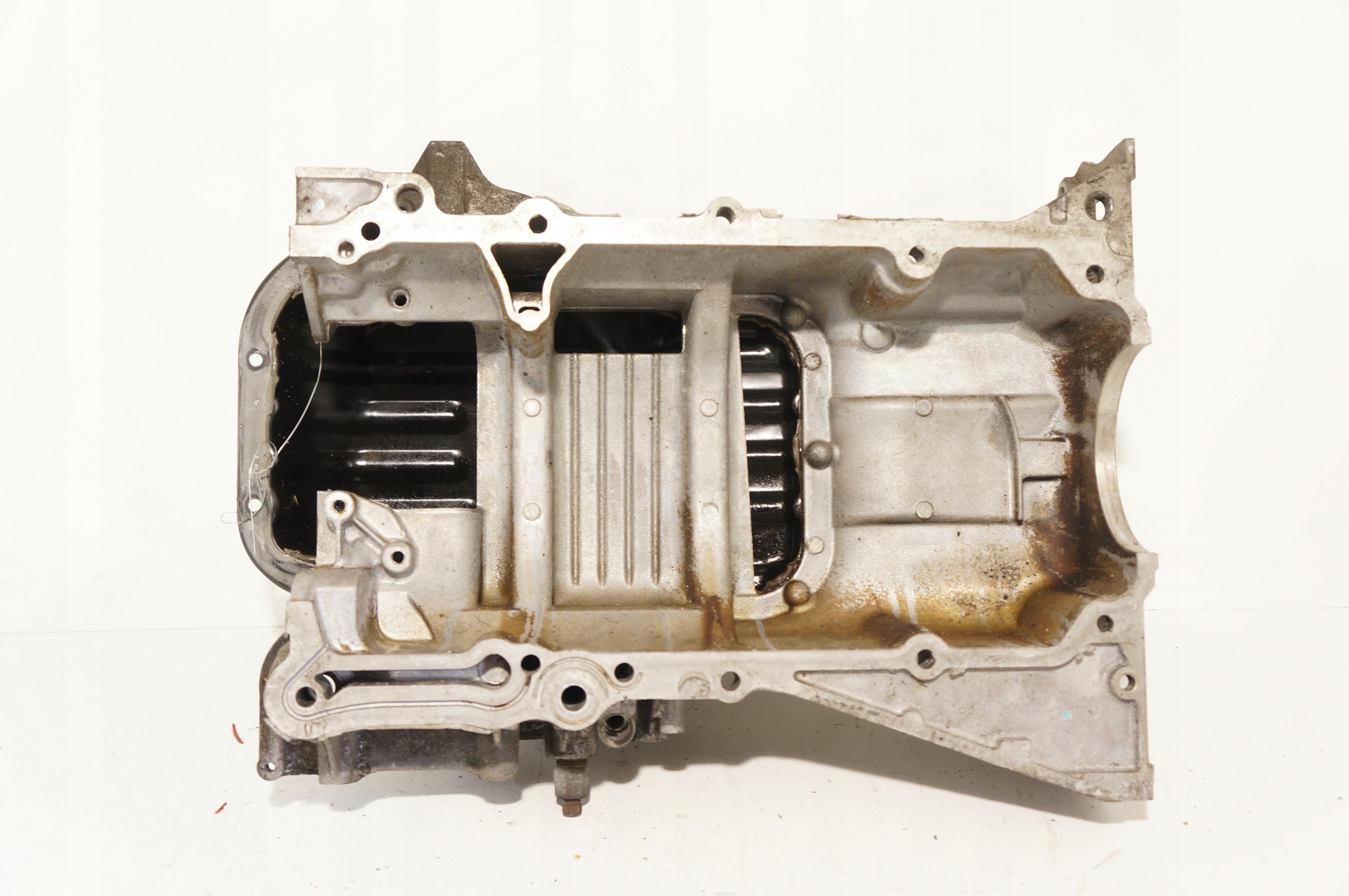 MISKA OLEJOWA TOYOTA RAV4 2.0 VVTI 1AZ