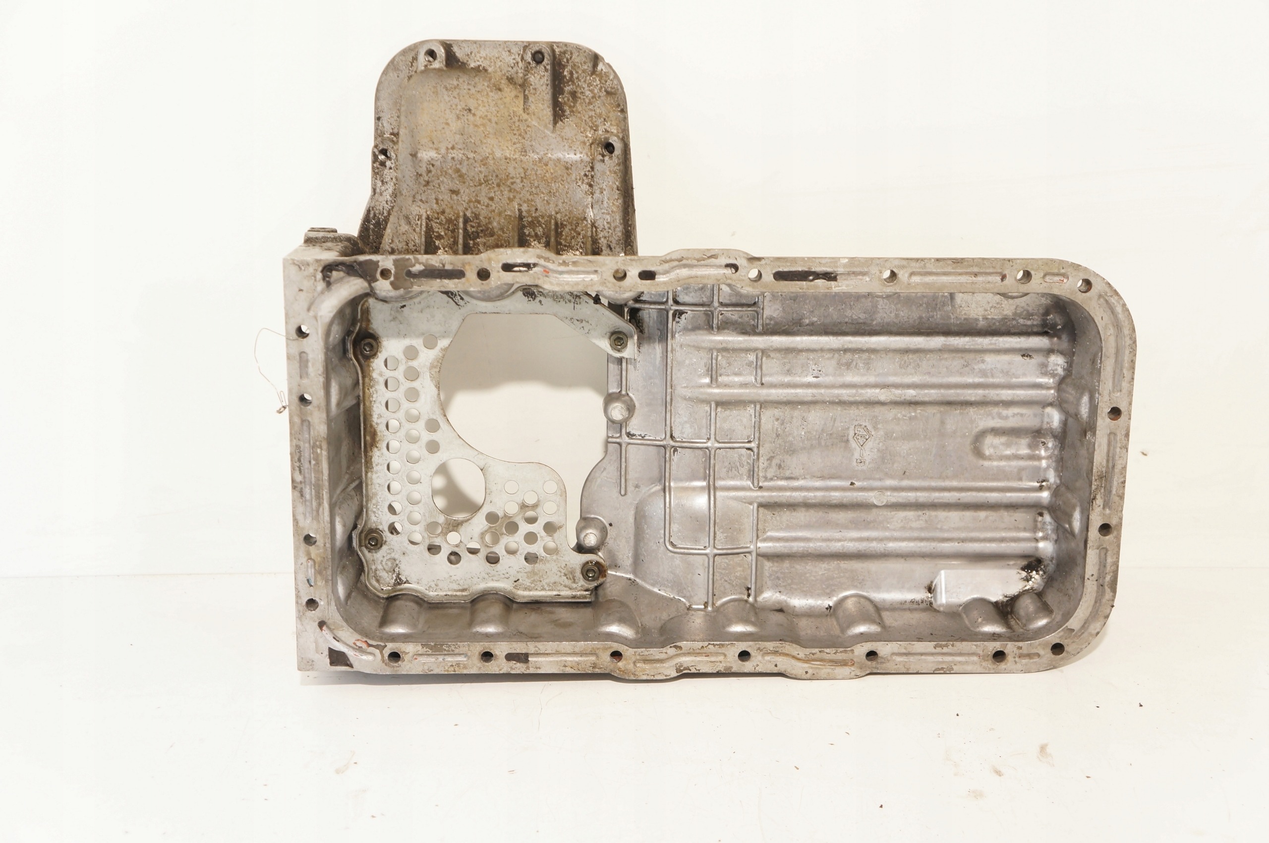 MISKA OLEJOWA OPEL OMEGA FRONTERA 3.2 V6 Y32NE