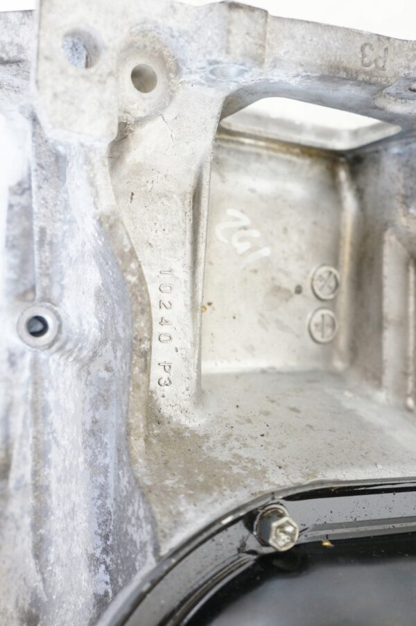 MISKA TOYOTA LEXUS 1,8 HYBRID 2ZR 10240