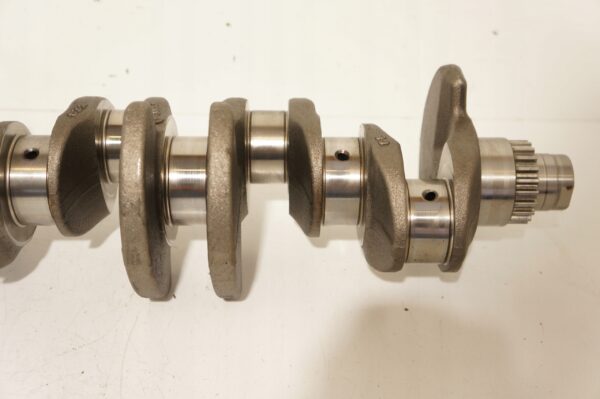 WAŁ KORBOWY VW GOLF VII TIGUAN A3 8V PASSAT 1,6 TDI CXX CAY 03LDE