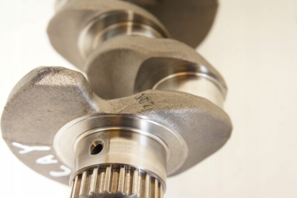 WAŁ KORBOWY VW GOLF VII TIGUAN A3 8V PASSAT 1,6 TDI CXX CAY 03LDE