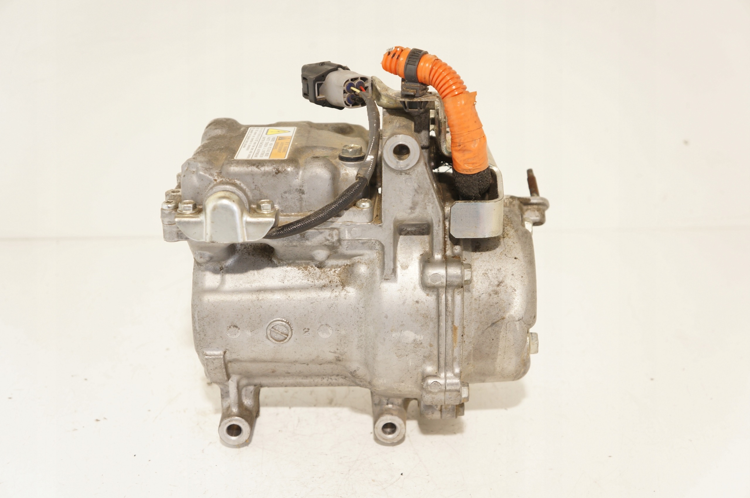 KOMPRESOR KLIMATYZACJI MITSUBISHI OUTLANDER 2.4 HYB EV24AN5