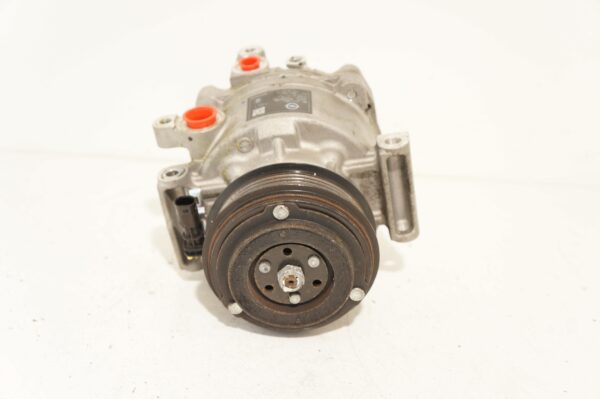 KOMPRESOR KLIMATYZACJI OPEL ASTRA K 1,2T 39217351