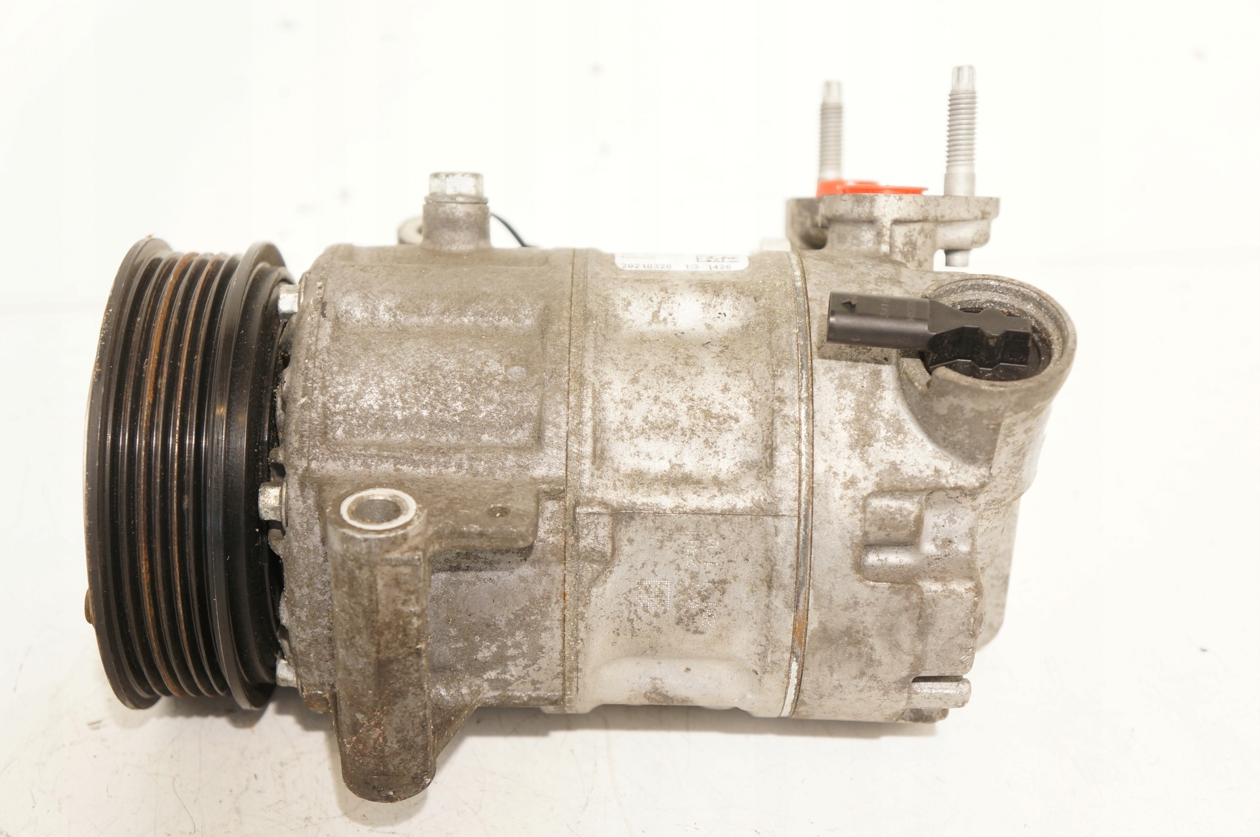 KOMPRESOR KLIMATYZACJI ECOSPORT 1,0B H1BH-19D629-DB