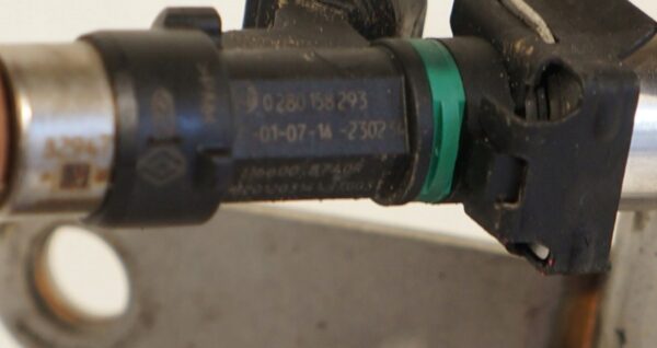 LISTWA WTRYSKOWA RENAULT TWINGO 1.0 SCE 175201470R