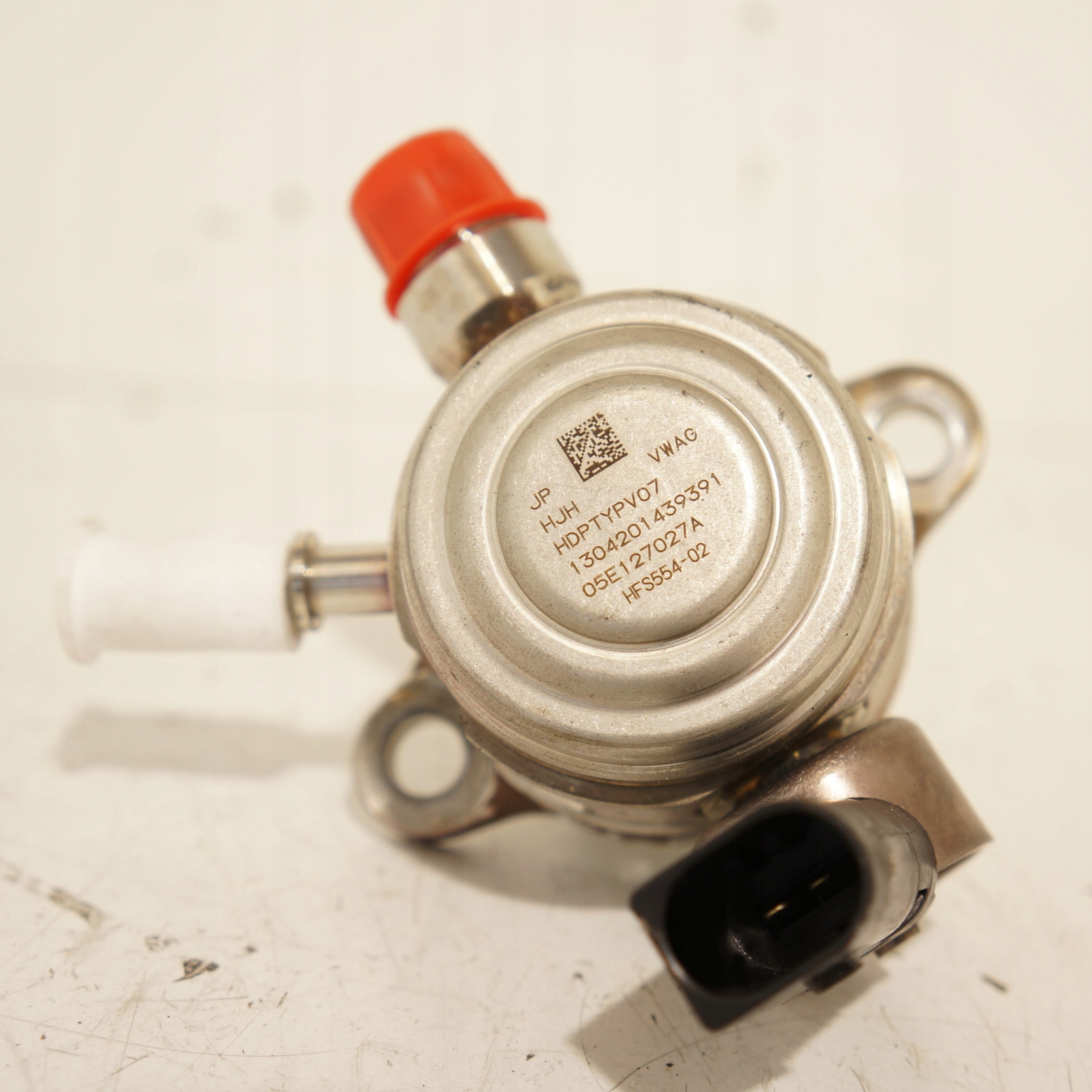 POMPA WYSOKIEGO CIŚNIENIA PALIWA VW GOLF FABIA 1,0 TFSI DLA 05E127027A