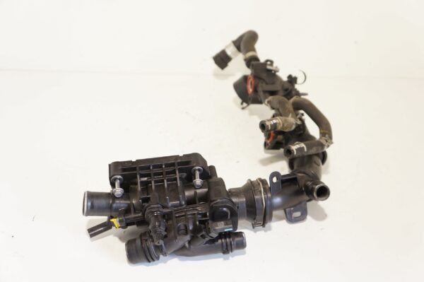 OBUDOWA TERMOSTATU CITROEN C3 RIFTER PARTNER 1,5 E-HDI YH01 9812113780