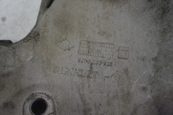 ŁAPA SILNIKA WSPORNIK RENAULT TRAFIC ESPACE 2.0DCI M9RC760 8200399938