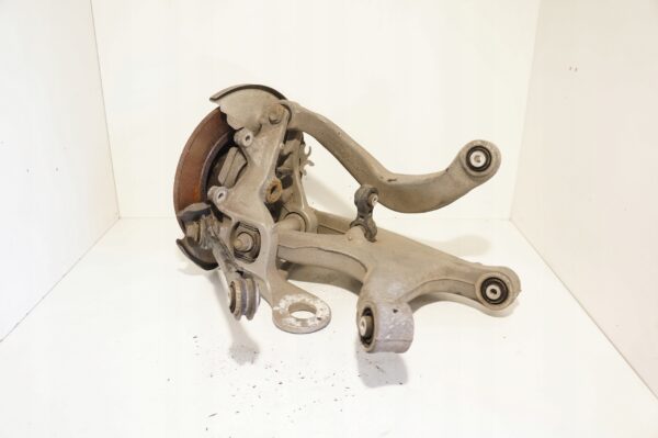 ZWROTNICA PRAWY TYŁ A4 B9 A5 2,0TDI 8K0505312J 8K0505436AB