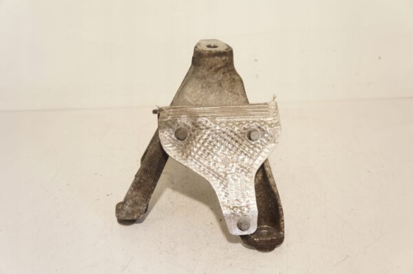 ŁAPA SILNIKA VW AUDI A4 B8 A5 PASSAT B7 2,0 TDI CAG 8K0199308AP