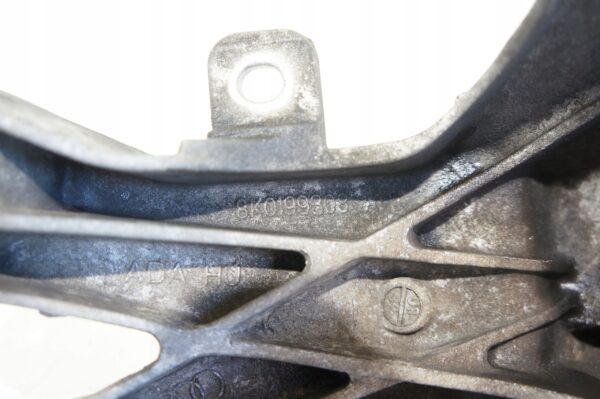 ŁAPA SILNIKA VW AUDI A4 B8 A5 PASSAT B7 2,0 TDI CAG 8K0199308AP