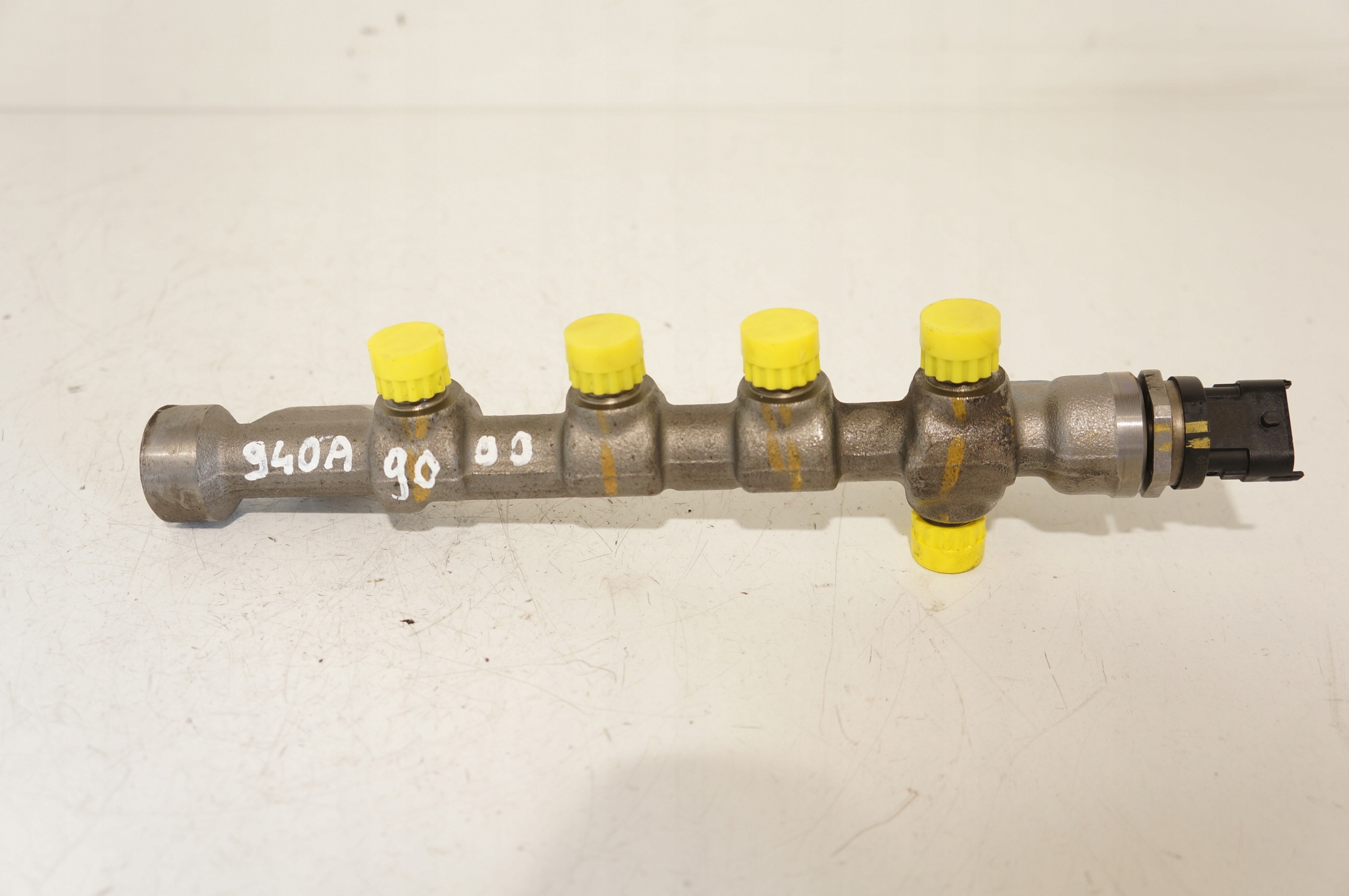 LISTWA WTRYSKOWA ALFA ROMEO GULIETTA 1.6 MULTI-JET 940A9000 0445214394