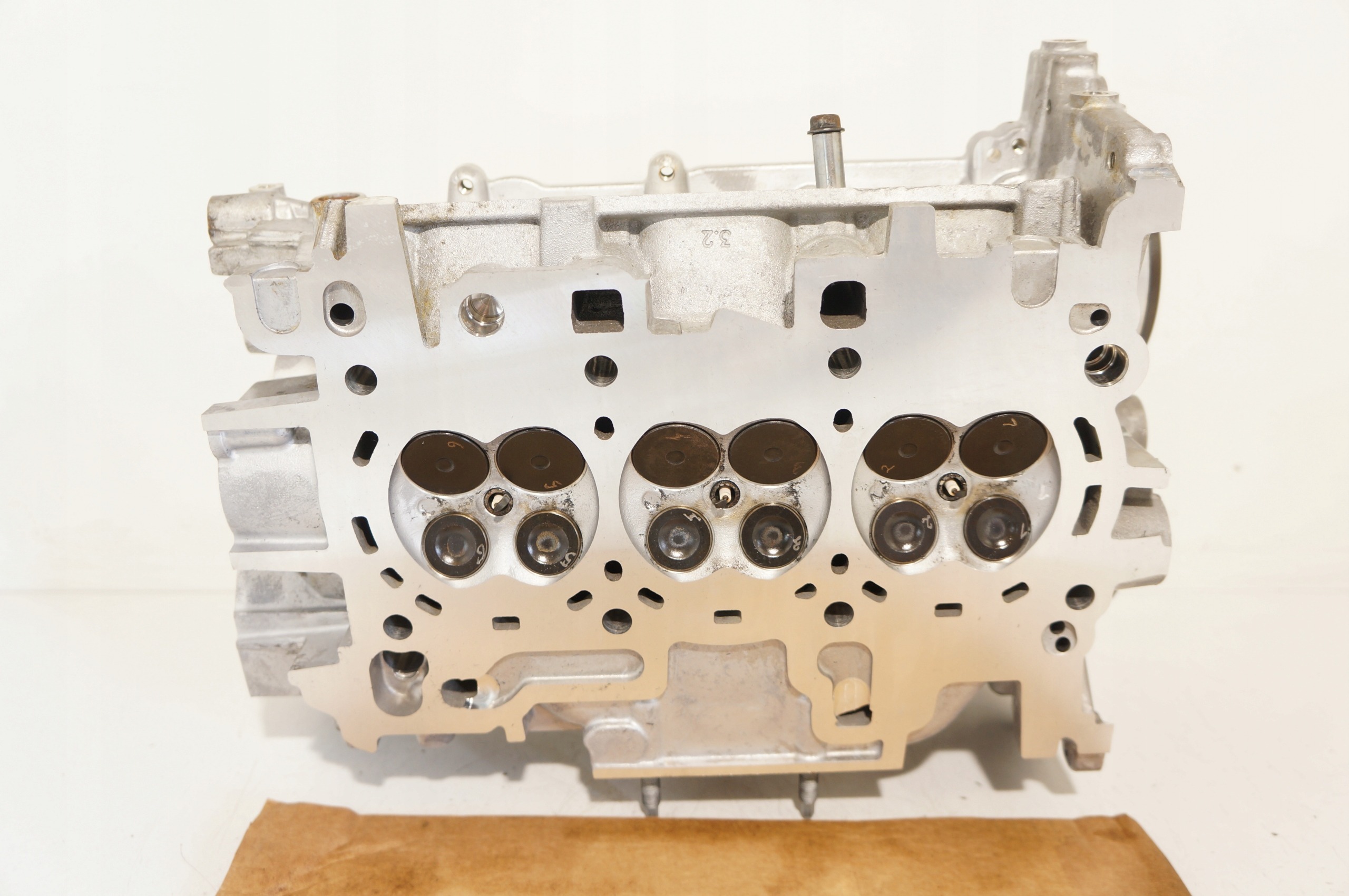 GŁOWICA SILNIKA OPEL CORSA KARL 1.0 B10XE PLANOWANA