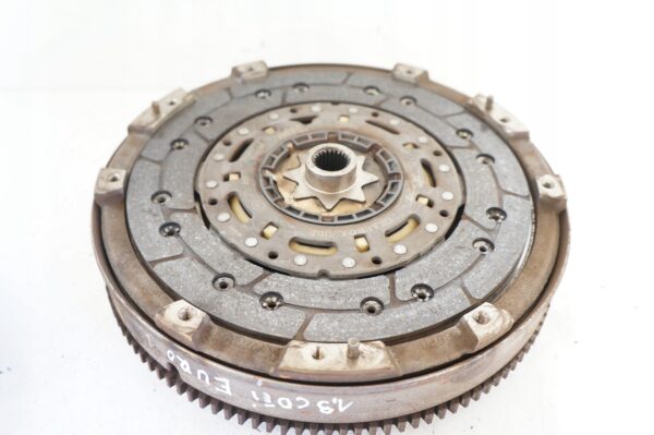 KOŁO DWUMASOWE SPRZĘGŁO FIAT OPEL ASTRA CORSA 1.3 CDTI 55564199 9223223