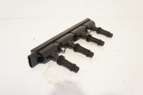 CEWKI ZAPŁONOWE OPEL CORSA MERIVA 1.2 1.4 55579072