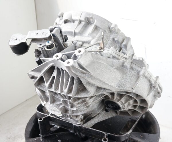 SKRZYNIA BIEGÓW MERCEDES A KLASA W176 1,5DCI A1762610101