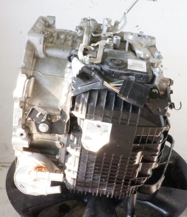 SKRZYNIA BIEGÓW CITROEN C4 PEUGEOT 2008 OPEL ASTRA 1.2THP 20GTBW AWF8G30