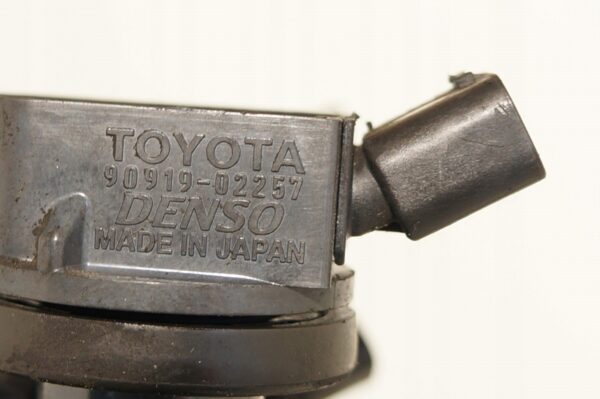 CEWKI ZAPŁONOWE TOYOTA AURIS COROLLA 1.3 1NR 90919-02257