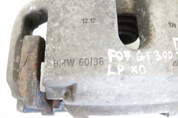 ZACISK HAMULCOWY LEWY PRZÓD BMW F07 3.0 D 60/36
