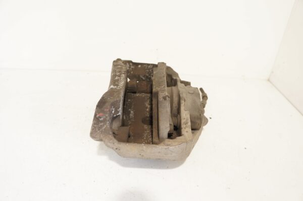 ZACISK HAMULCOWY PRAWY PRZÓD BMW F07 3.0 D 60/36