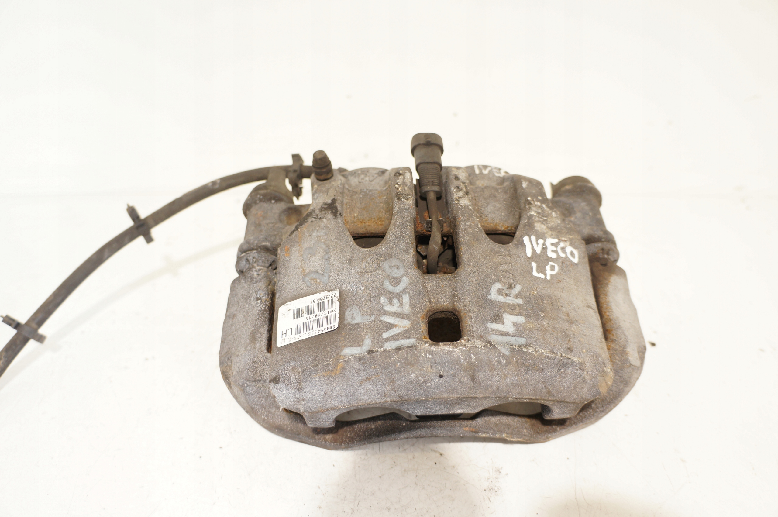 16732172240-69692ec6d30b3 ZACISK HAMULCOWY LEWY PRZÓD IVECO DAILY 504354333