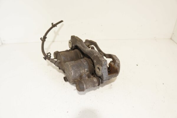 ZACISK HAMULCOWY LEWY PRZÓD IVECO DAILY 504354333