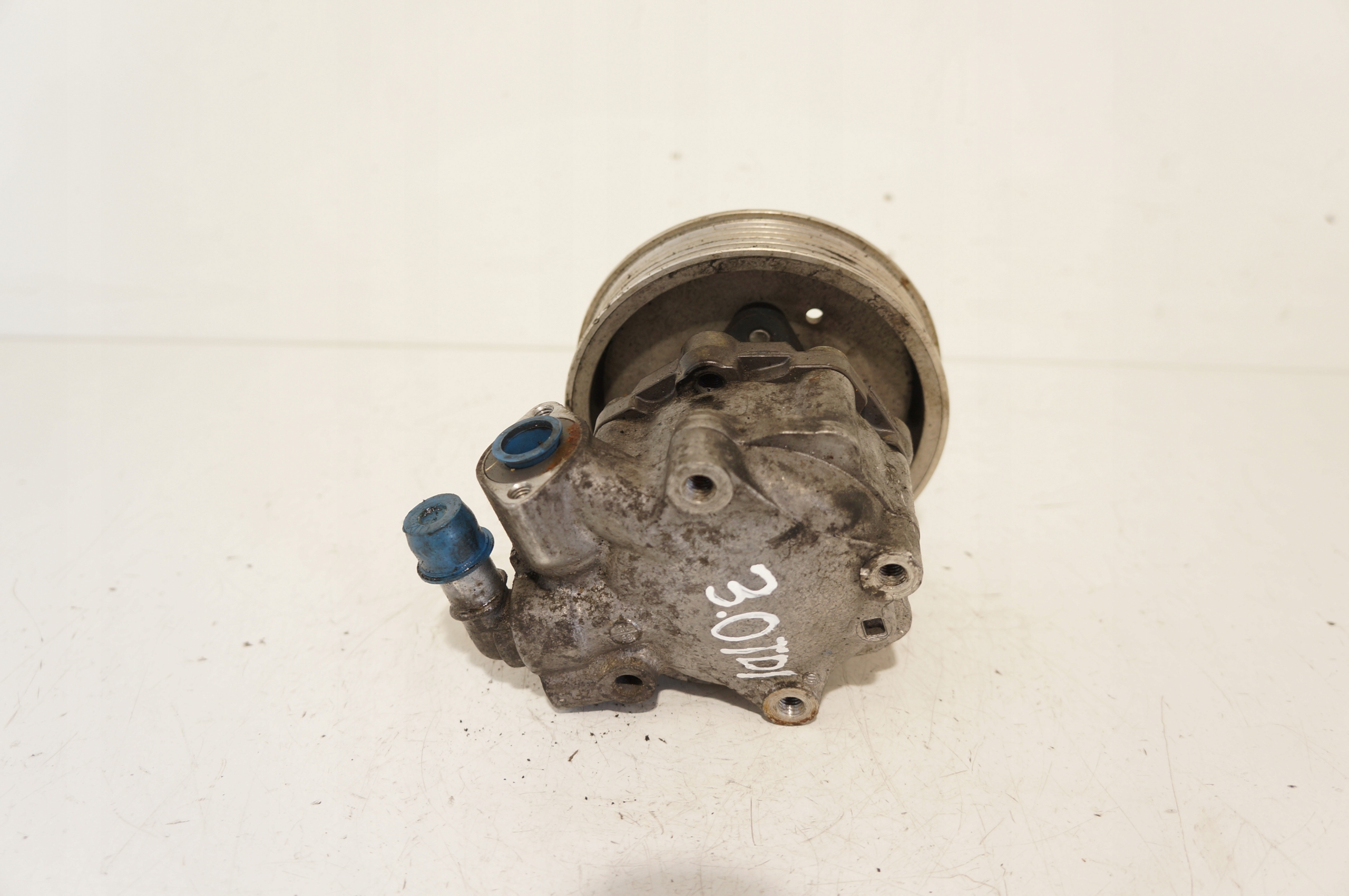 POMPA WSPOMAGANIA AUDI A8 D4 3,0 TDI 4H0145156M