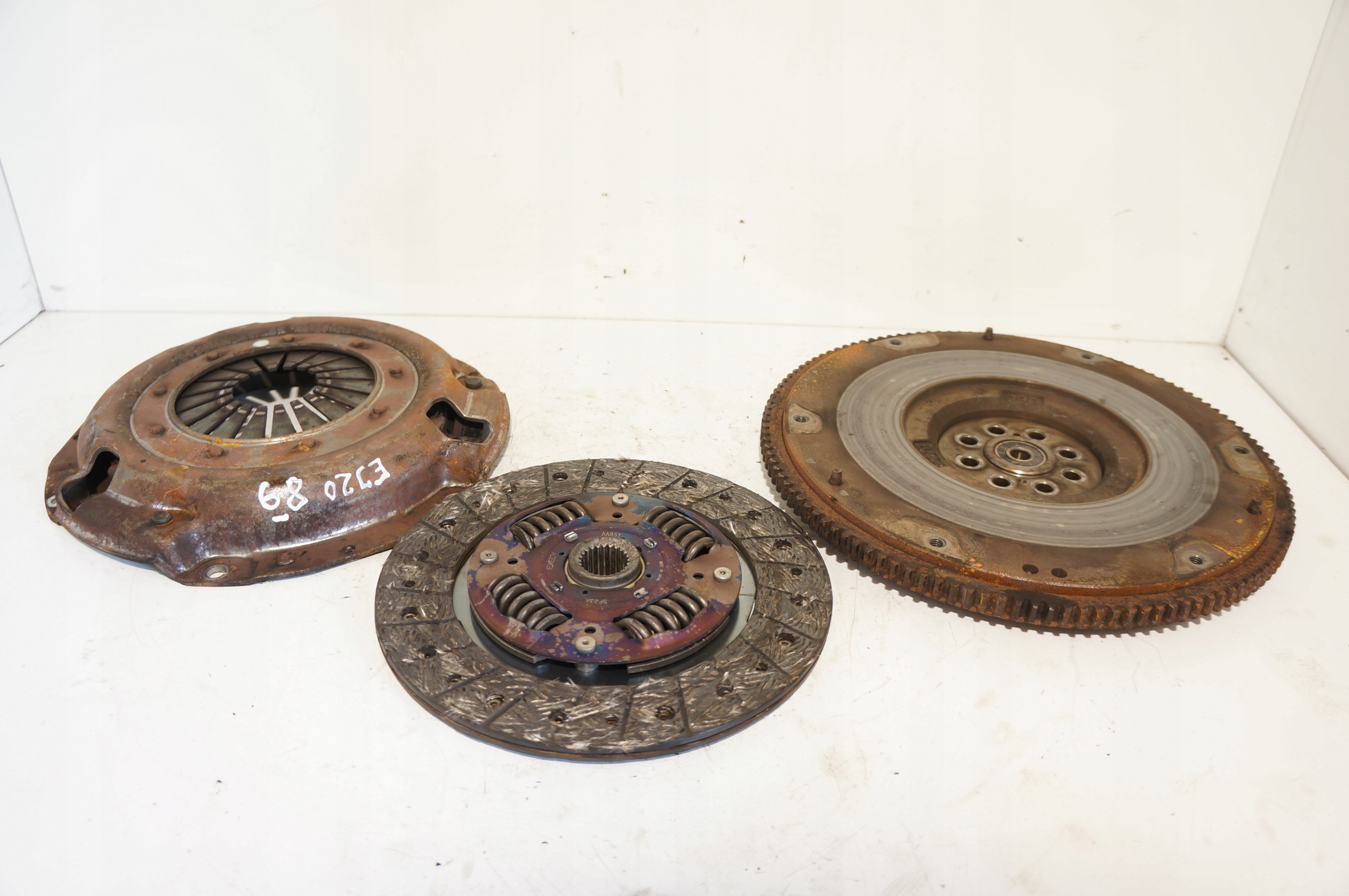 SPRZĘGŁO SZTYWNE SUBARU FORESTER IMPREZA 2,0T 30100-AA851