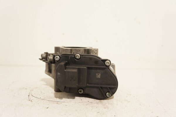 ZAWÓR EGR NAULT MASTER III MOVANO B 2,3 DCI 147105543R 8200987088