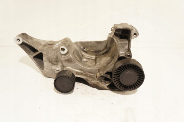 16888289619-69692cc151684 ŁAPA PODSTAWA ALTERNATORA WSPORNIK BMW 1 E87 3 E90 2,0D N47D20C 7802639