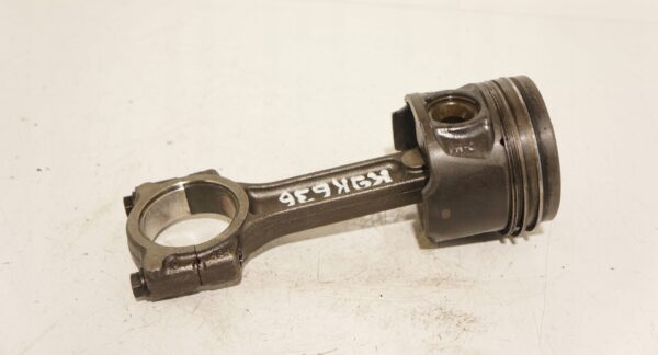 TŁOK Z KORBOWODEM MERCEDES RENAULT 1,5 DCI CDI K9K636 07657H