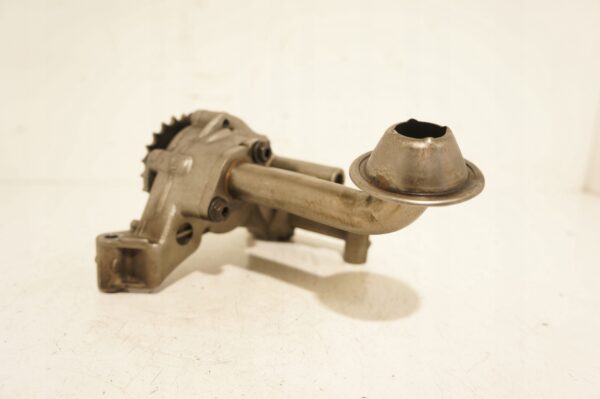 POMPA OLEJU VW GOLF V 1,9 2,0 TDI BKC BXE BKD 038115121A