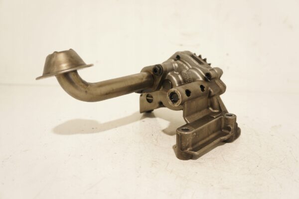 POMPA OLEJU VW GOLF V 1,9 2,0 TDI BKC BXE BKD 038115121A