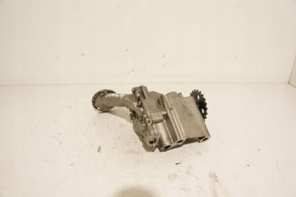 POMPA OLEJU MERCEDES RENAULT 1,5 DCI CDI K9K636 150008247R
