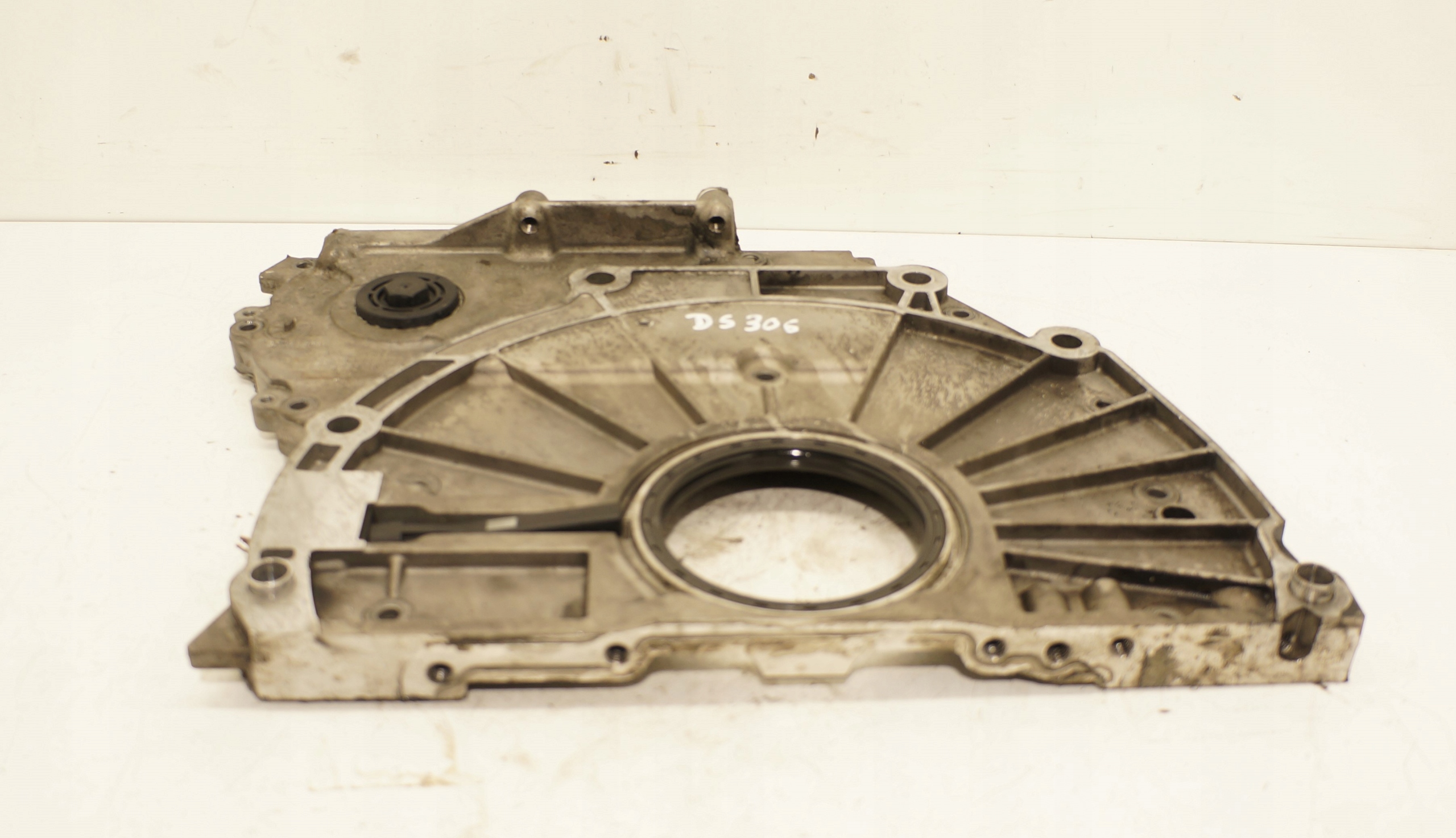 17074827336-696927d3af039 POKRYWA OBUDOWA ROZRZĄDU BMW 3 F30 X5 E70 3.0 D 7812996