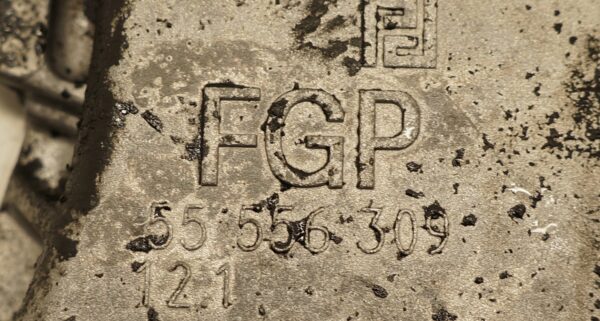 POKRYWA ROZRZĄDU OPEL CORSA 1.0 Z10XEP 55556309