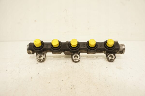 LISTWA WTRYSKOWA MASTER MOVANO 2,3 DCI 0445214258