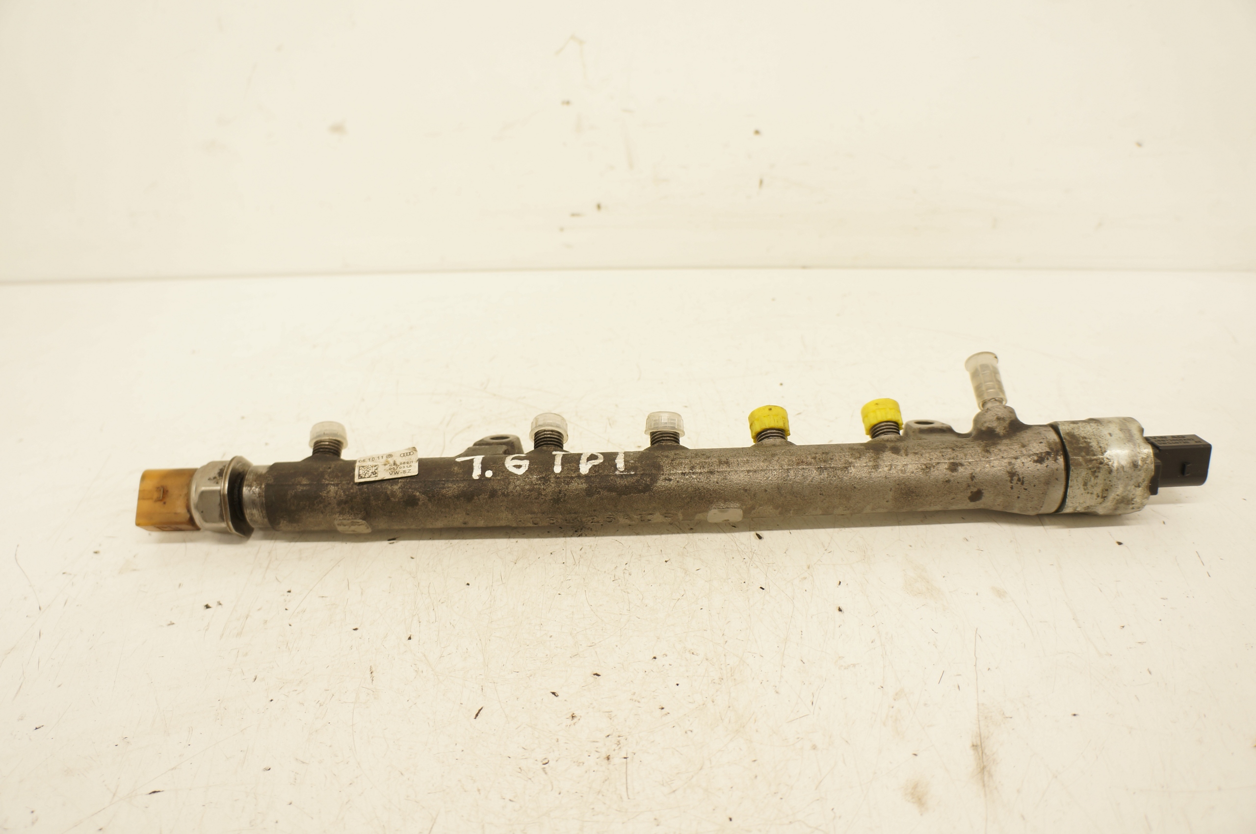 LISTWA WTRYSKOWA VW GOLF VII TIGUAN A3 8V PASSAT 1,6 TDI CAY 03L089H