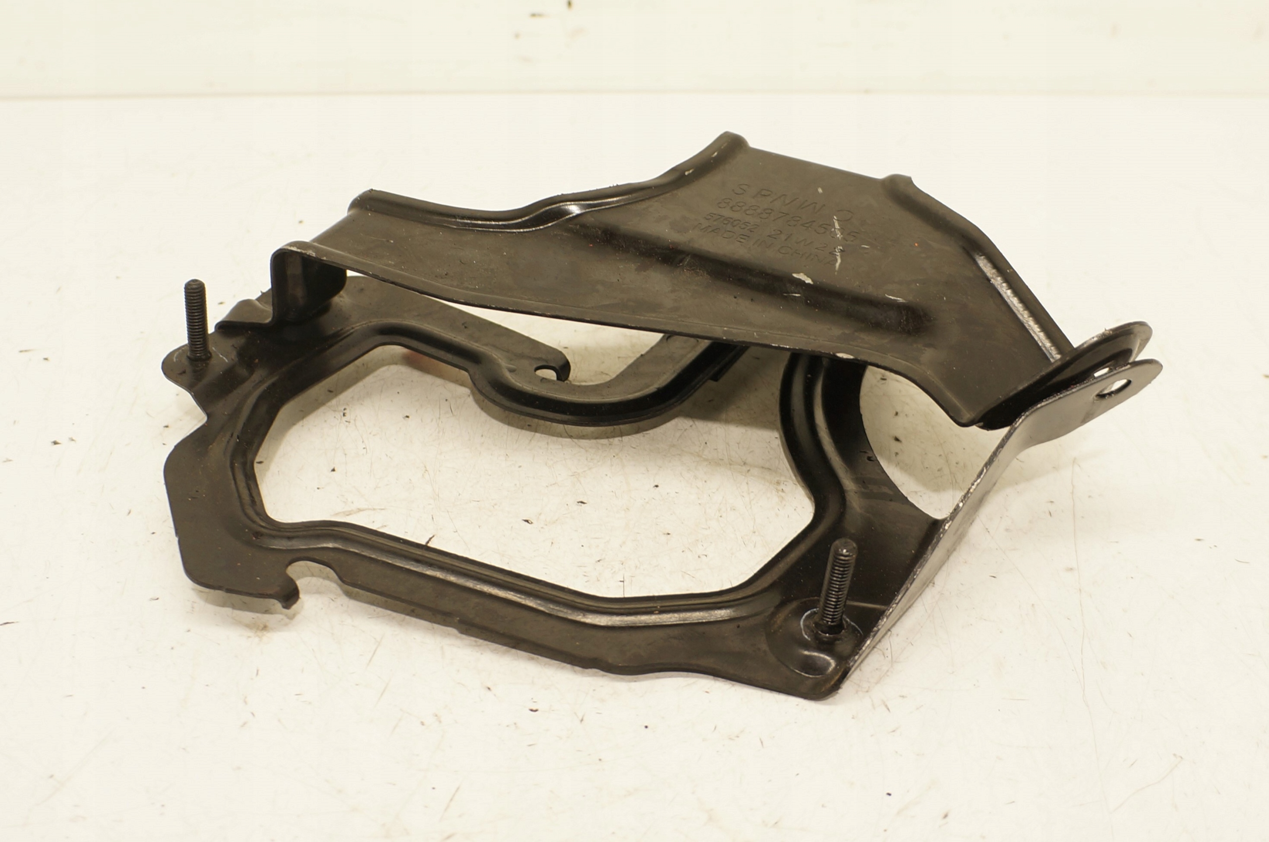 17115646569-6969265edb0f2 MOCOWANIE WSPORNIK KOMPUTERA LYNK & CO VOLVO XC40 1.5 PHEV 8888784505